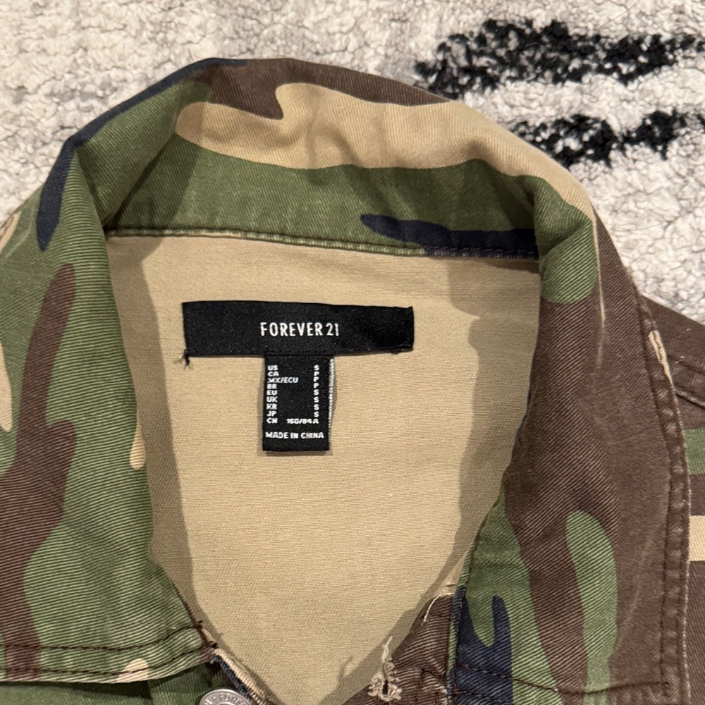 Army Jacket - Picture 3 of 8